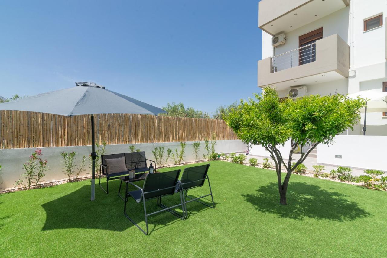 Cozy House With Pool Near Beach Gazi Exteriör bild