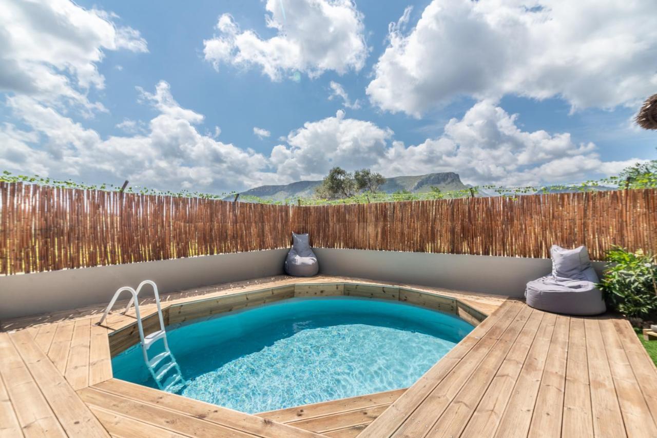 Cozy House With Pool Near Beach Gazi Exteriör bild