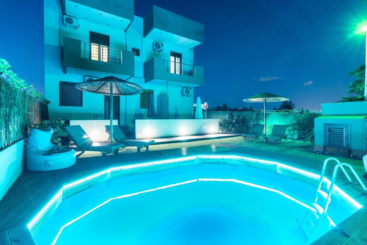 Cozy House With Pool Near Beach Gazi Exteriör bild